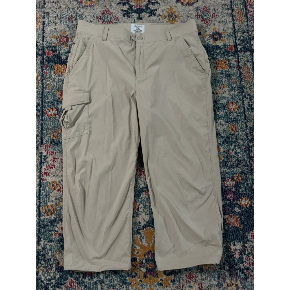 L.L. Bean Tropicwear Cargo Capri Pants Hiking Outdoor Women's Size Medium Reg.